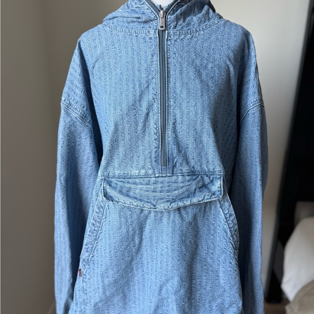 Levi’s Vintage Half-Zip Hoodie